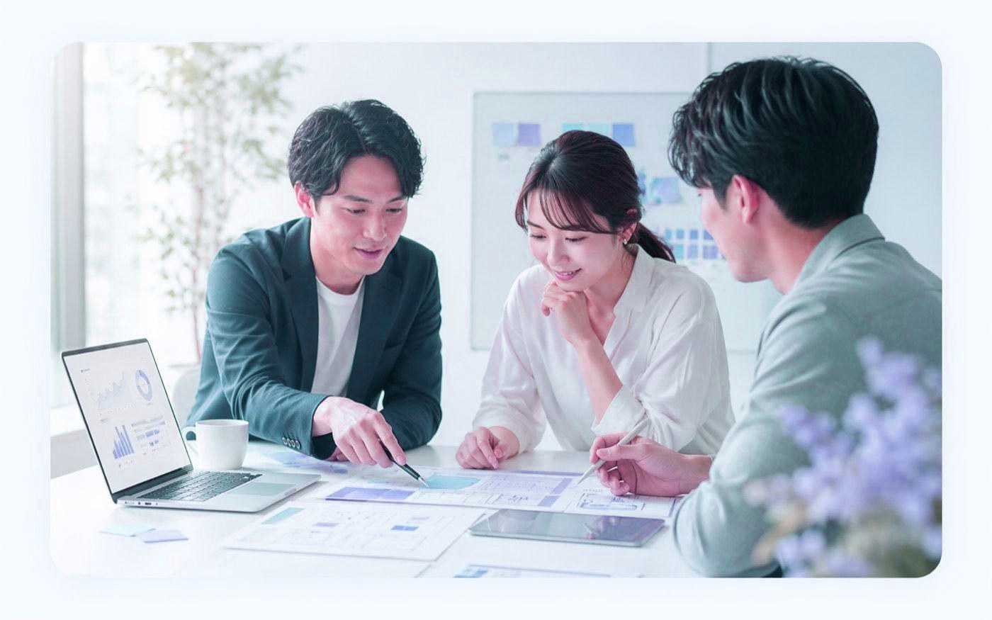 Web制作・マーケの現場経験者が打ち合わせで伴走する様子